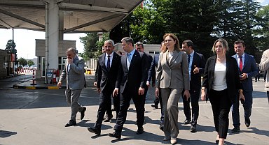 AK Parti'li Sırakaya: Yurt dışındaki millet varlığımız canımızdan bir parçadır