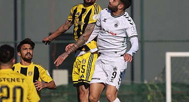 Aliağa FK'da Veli ve Mert yeni takımlarıyla imzaladı