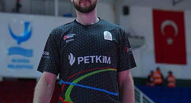 Aliağa Petkimspor'da Litvanyalı Martynas Sajus ayrıldı