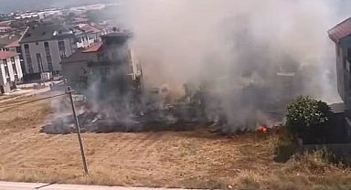 Anız yangınında 20 dönüm tarım arazisi zarar gördü