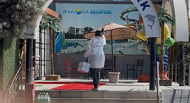 Aquaparkta 10 metrelik kaydıraktan düşen 16 yaşındaki havuz görevlisi ağır yaralandı