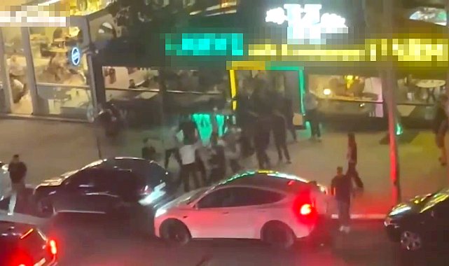 Avcılar'da kafede bıçaklı kavga: 3 gözaltı