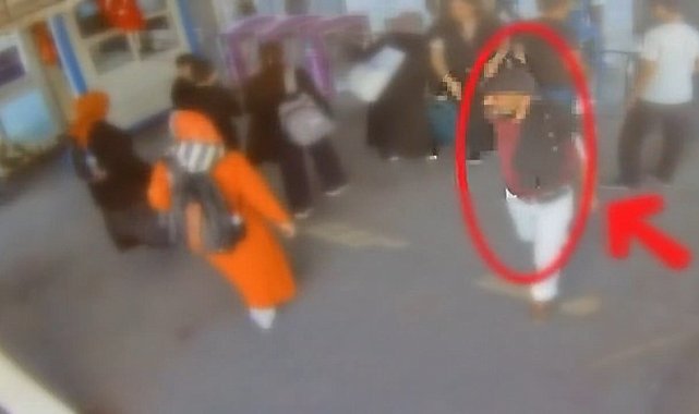 Avcılar'da metrobüste yankesicilik yapan şüpheli tutuklandı