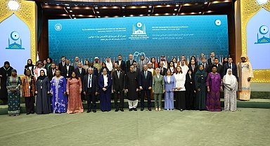 Bakan Göktaş, İİT 9'uncu Kadından Sorumlu Bakanlar Konferansı'nda konuştu
