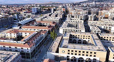 Bakan Kurum'dan Malatya Bakırcılar Çarşısı paylaşımı