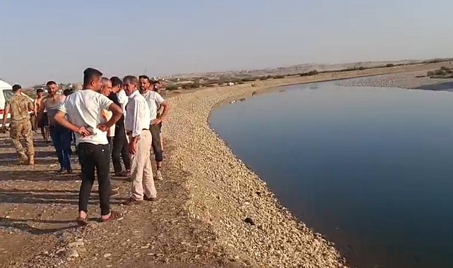 Batman'da çaya giren çocuk boğuldu, babasını ekipler kurtardı