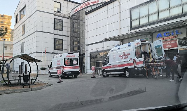 Batman'da inşaat iskelesi çöktü: 3 işçi yaralı