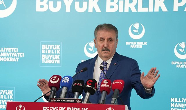 BBP Genel Başkanı Destici, basın toplantısında konuştu