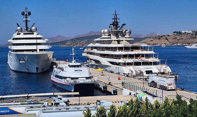 Bodrum'a demir atan iki lüks yat, toplam 615 ton yakıt aldı