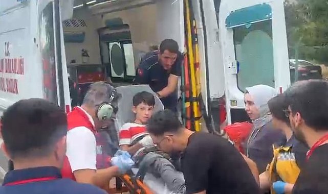 Çorum'da kapıya sıkışan çocuğun parmağı koptu; ambulans helikopterle Ankara'ya sevk edildi