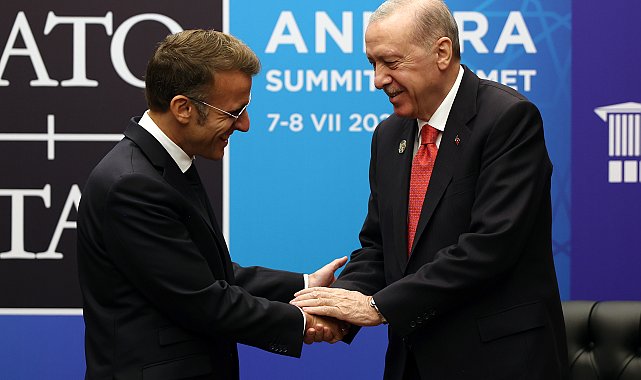 Cumhurbaşkanı Erdoğan, Fransa Cumhurbaşkanı Macron ile bir araya geldi
