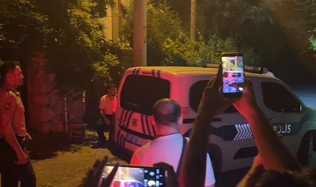 Deniz Akkaya, ev sahibinden şikayetçi oldu