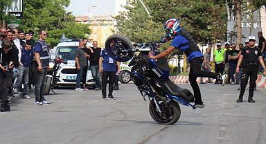 Enduro ve ATV Şampiyonası motor gösterisiyle başladı