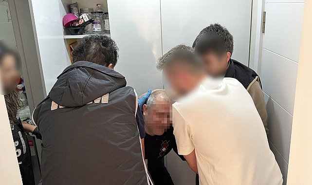 FETÖ'nün sözde 'köyler abisi', çamaşır makinesinin arkasındaki gizli bölmede yakalandı
