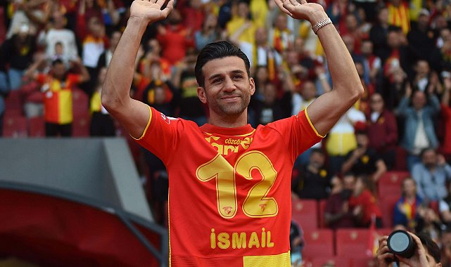 Göztepe'de İsmail Köybaşı'ndan futbola veda