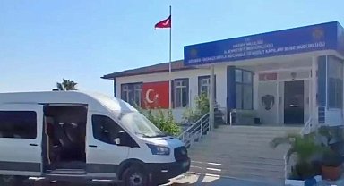 Hatay'da 4 araçta 15 göçmen yakalandı; 4 organizatör tutuklandı