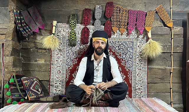 İl il gezerek Hemşin çorabını tanıtıyor