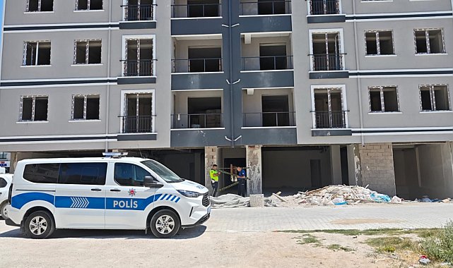 İnşaatın 1'inci katından düşen işçi öldü
