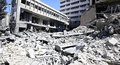 İsrail'in Lübnan'a düzenlediği saldırılarda hayatını kaybedenlerin sayısı 4 bin 303'e yükseldi