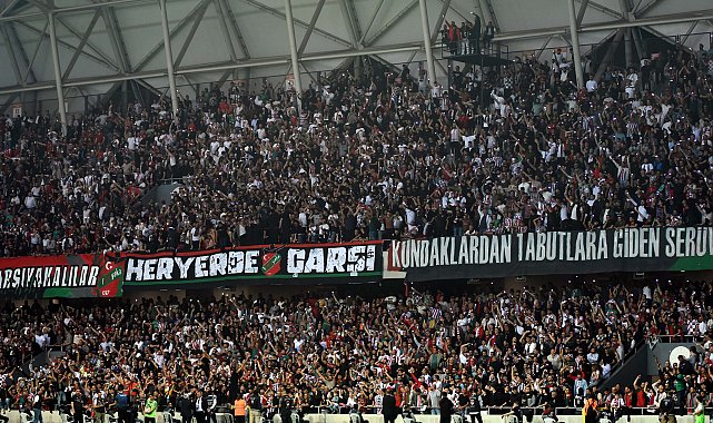 Karşıyaka'dan derbili start