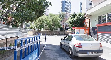 Kartal'da balkonları çöken 5 katlı binanın demirlerini sökmüşler: Tehlike arz ediyor üstümüze yıkılacak