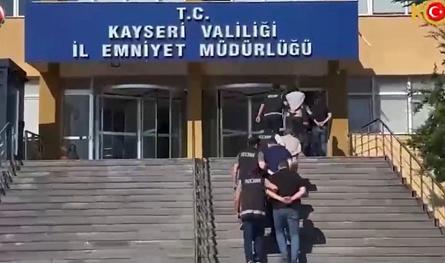 Kayseri'de kaçak sigara operasyonui; 2 tutuklama