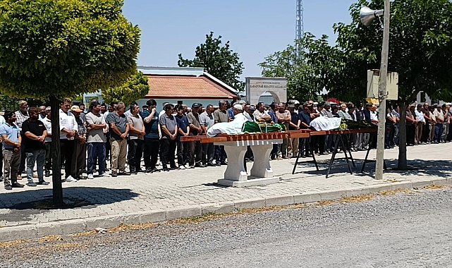 Konya'da öldürülen anne ile kızı toprağa verildi