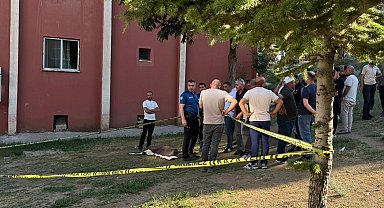 Manevra yapan ambulansın çarptığı Muhammet, hayatını kaybetti