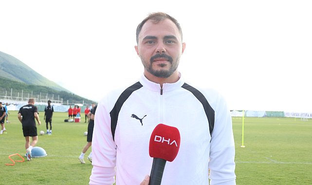Manisa FK Teknik Direktörü Pektaş: Genç ve tecrübeli oyuncuları karıştırarak, doğru bir takım yapmaya çalışıyoruz
