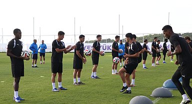 Manisa FK, yeni sezon hazırlıklarını Erciyes'te sürdürüyor
