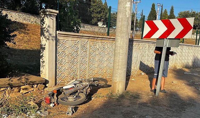 Manisa'da aydınlatma direğine çarpan motosikletin sürücüsü öldü