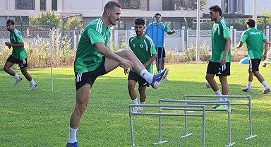 Muğlaspor 13 yeni transferiyle sezonu açtı