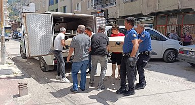 Odasında ölü bulundu