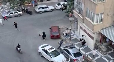 Şanlıurfa'da iki grup arasındaki kavga kamerada; 6 yaralı