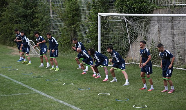 Sarıyerspor'un Bolu kampı başladı