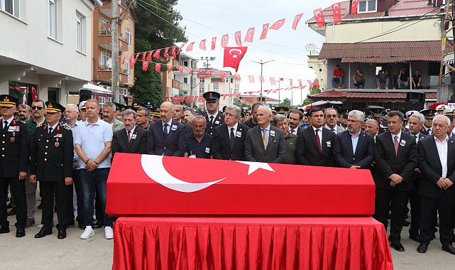 Şehit uzman çavuş son yolculuğuna uğurlandı