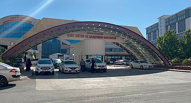 Siirt'te 6'ncı kattaki balkondan düşen 15 yaşındaki Cemre Esila öldü