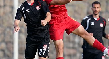 Sivasspor hazırlık maçında Kayserispor'u 1-0 mağlup etti