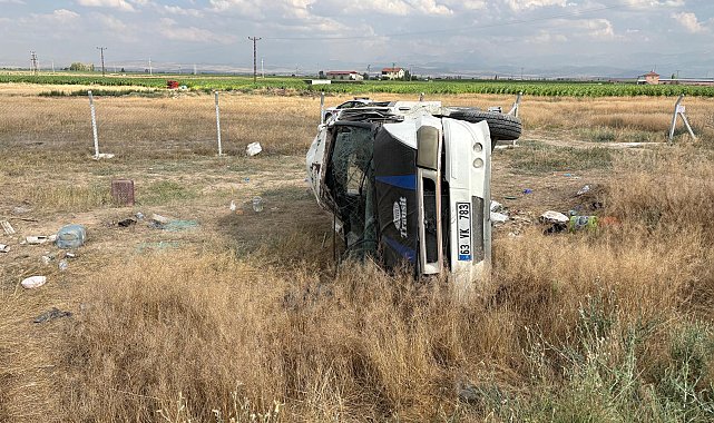 Ereğli'de tarım işçilerini taşıyan minibüs devrildi: 17 yaralı