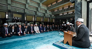 TBMM Başkanı Kurtulmuş: 15 Temmuz ihanetini asla unutmadık