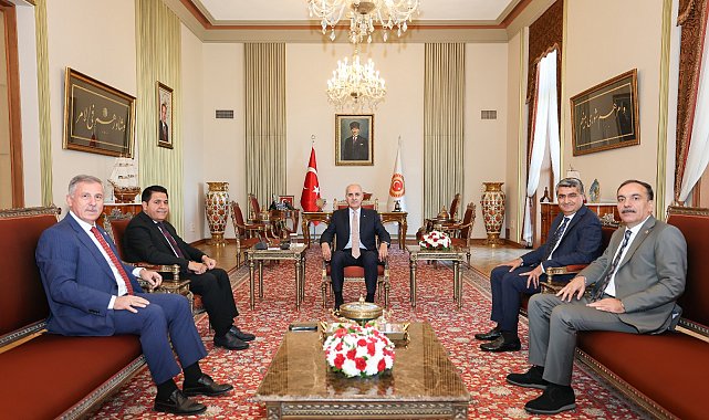TBMM Başkanı Kurtulmuş, Yeni Yol Grubu'nu kabul etti