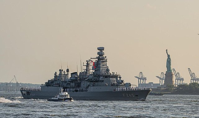 TCG Oruçreis, New York'ta