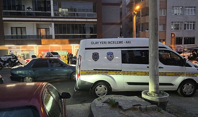 Tekerlekli sandalyeye bağımlı eşi balkondan yardım istedi; boğazında kesiyle banyoda ölü bulundu