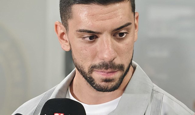Trabzonspor, Cenk Özkacar ile 3+1 yıllık sözleşme imzaladı