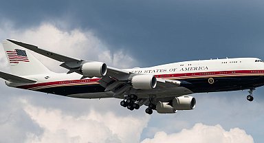 Trump'ın, Türkiye'ye uçuşunu binlerce kişi takip etti