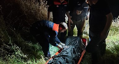 Yakınlarının haber alamadığı kişi, uçurumda ölü bulundu
