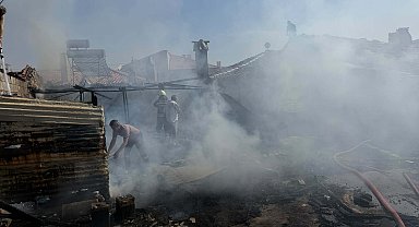 Yanan evde cansız bedeni bulundu