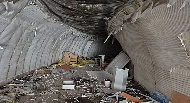 Yıkılan işhanının altından 2'nci Dünya Savaşı'ndan kalma sığınak çıktı