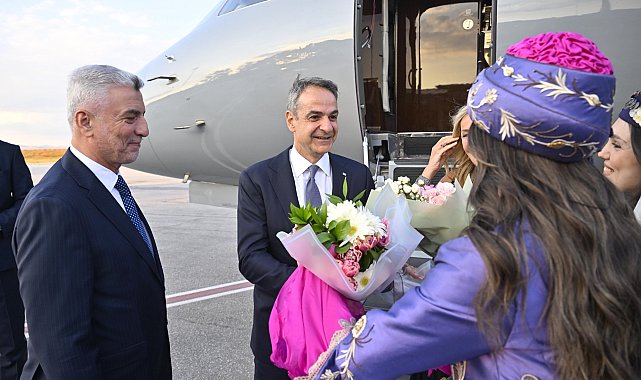 Yunanistan Başbakanı Miçotakis ve Portekiz Başbakanı Montenegro, Ankara'da