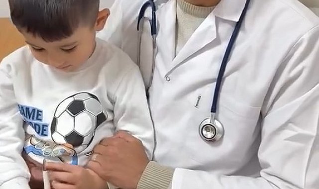 Yüzlerce hastasını hayata bağlayan onkolog, DMD hastası oğluna şifa arıyor